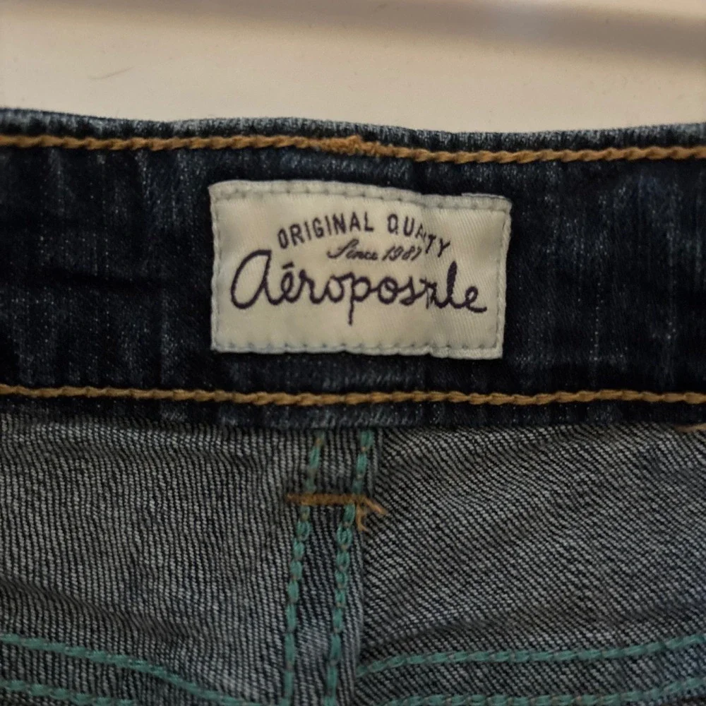Aeropostale Women's Juniors Denim Shorts Size 5/6 Dark Wash Cuffed Hem Stretch